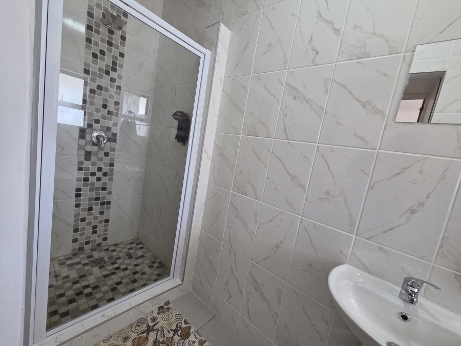 4 Bedroom Property for Sale in Harbour Lights Western Cape